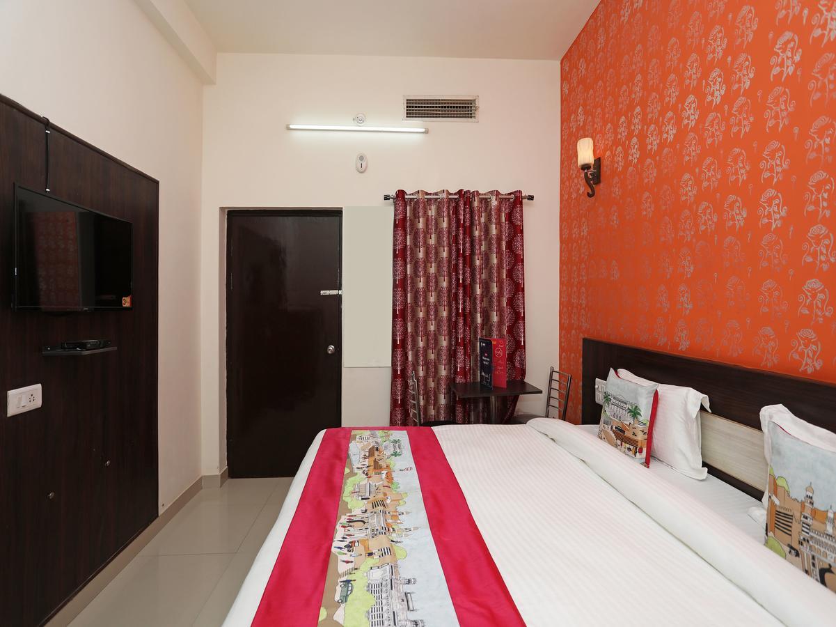 Oyo 11041 Hotel Taj Ansh 아그라 외부 사진