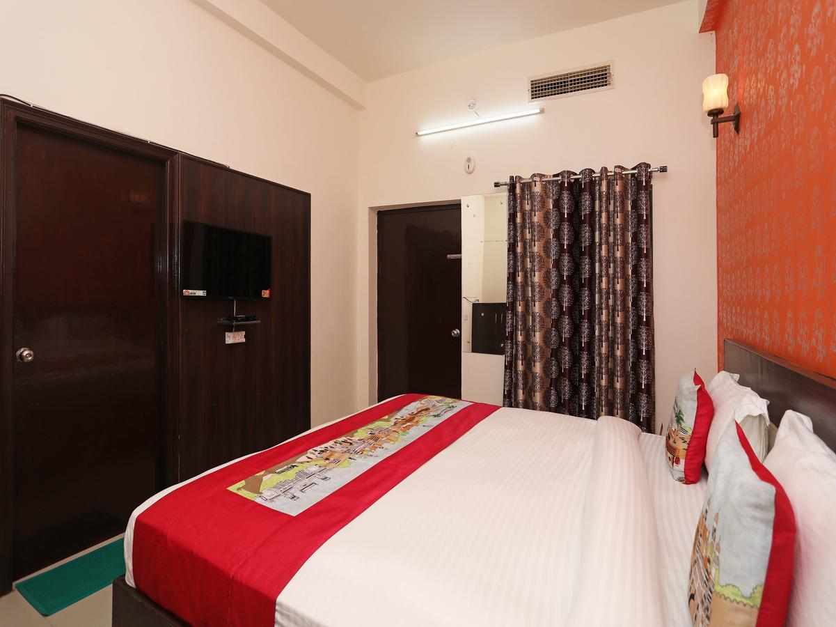 Oyo 11041 Hotel Taj Ansh 아그라 외부 사진