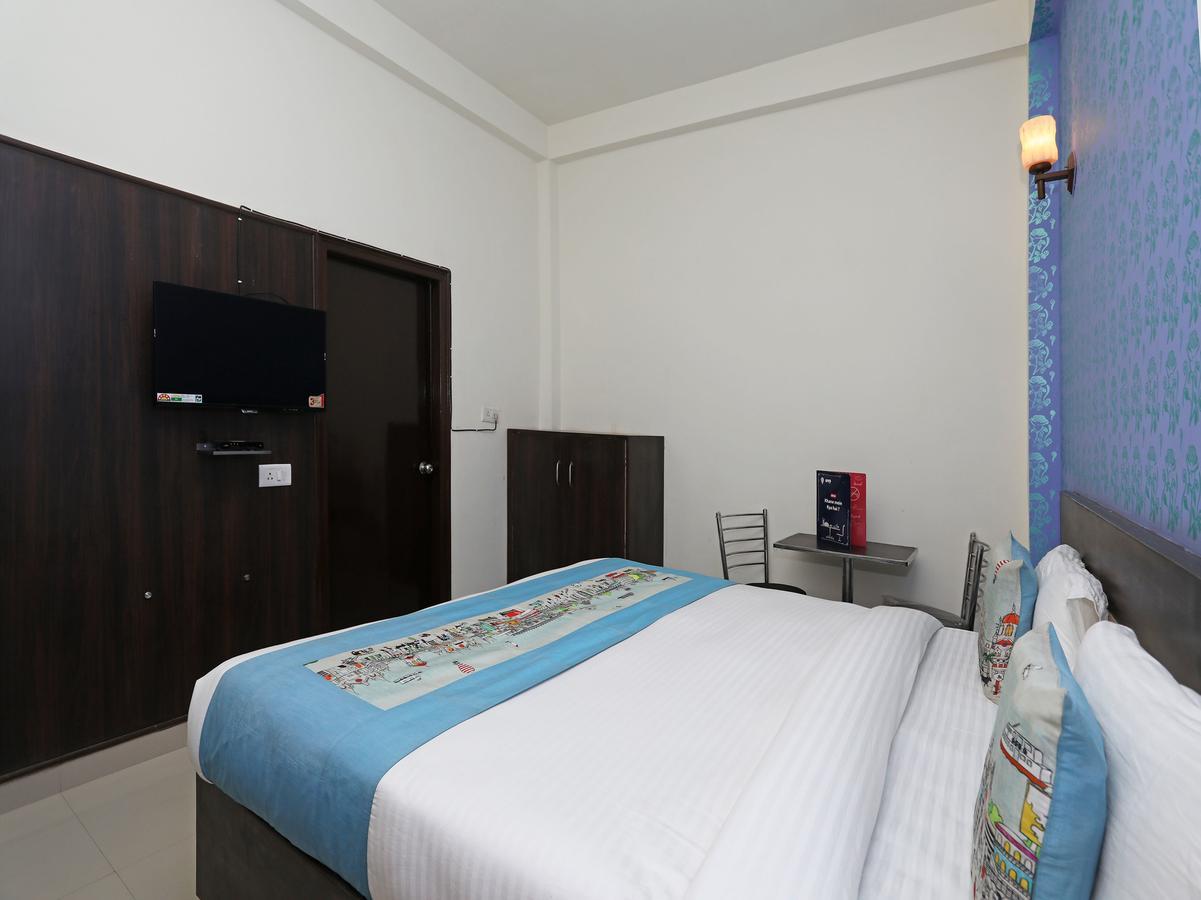 Oyo 11041 Hotel Taj Ansh 아그라 외부 사진